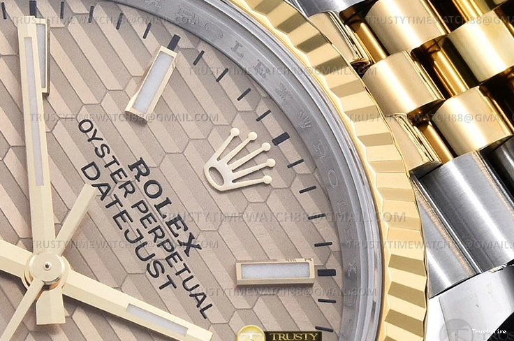0517 RDJ0450A – DJ 36mm Jub Flt 904L YG SS P-Gold Stk VSF VS Comfortable 764